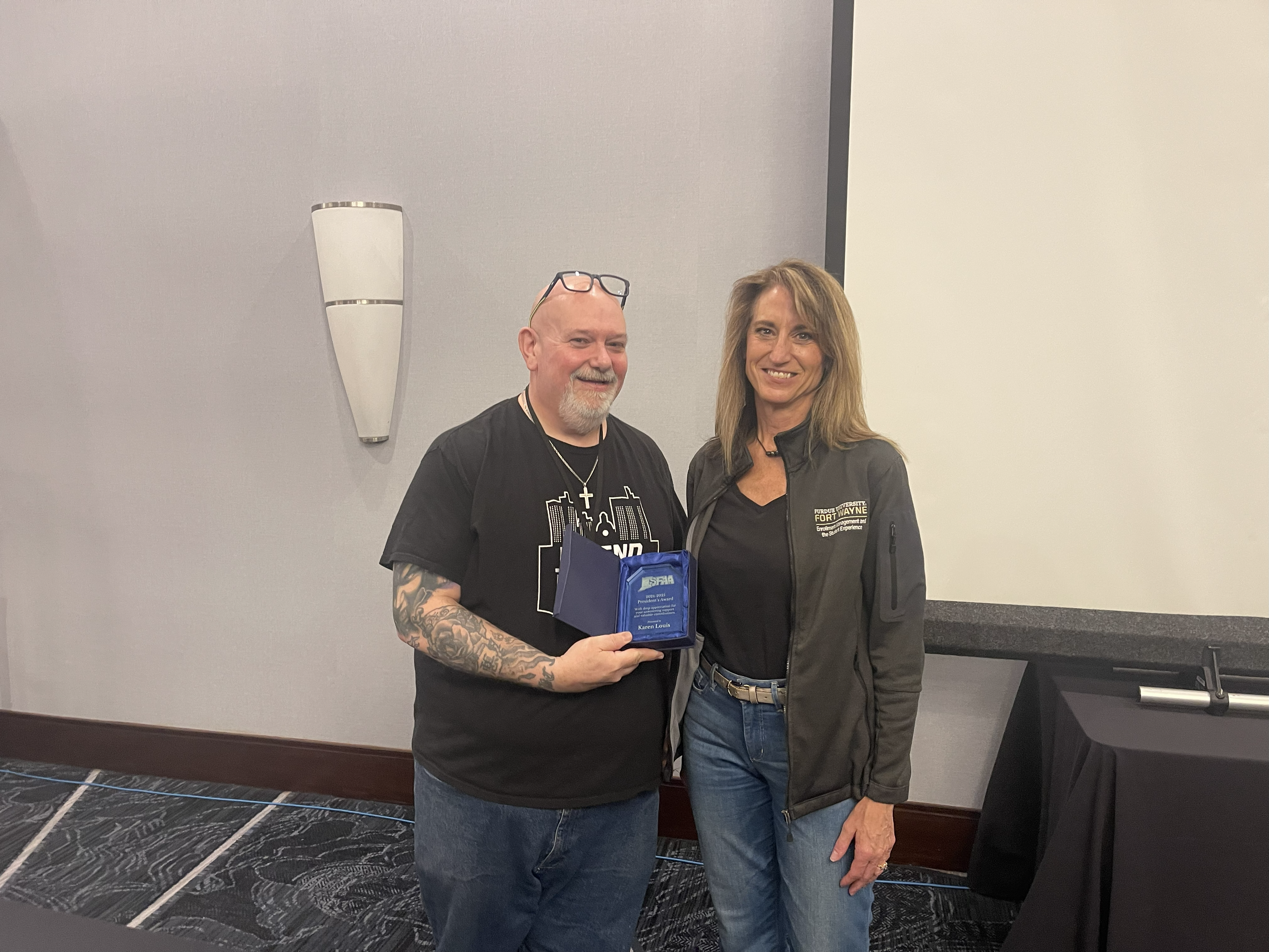 Karen Louis Karen Louis